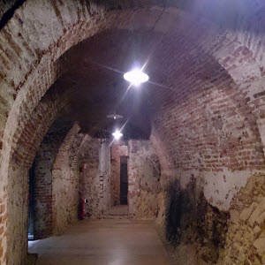 Cave in Castello della Manta