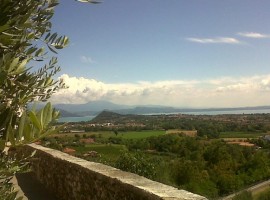 Bio B&B Vivere La Vita Guesthouse in Polpenazze del Garda, view on the Garda Lake