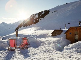 Spend a memorable night in Igloo