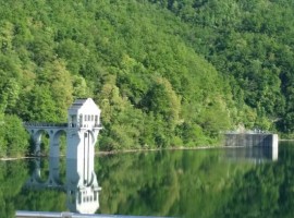 the Lake Trebecco and the Molato Dyke