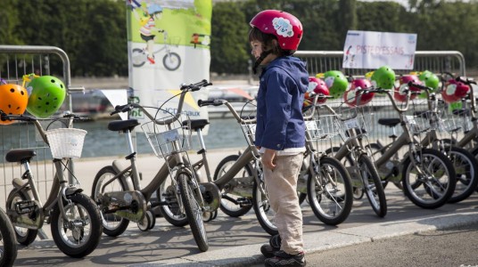 Baby Bike sharing in Paris