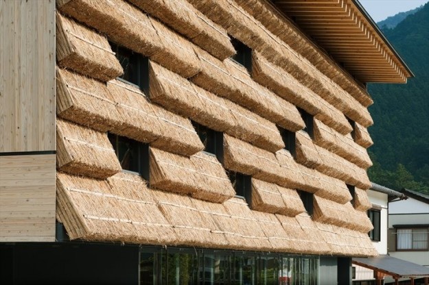 Kengo Kuma's straw house