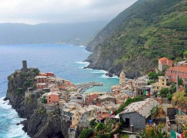 A full day hiking to discover the sea of Cinque Terre