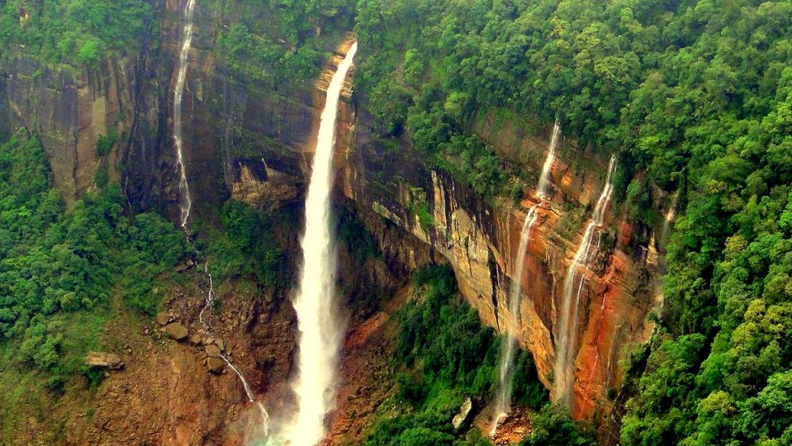 Nohkalikai Waterfalls, India