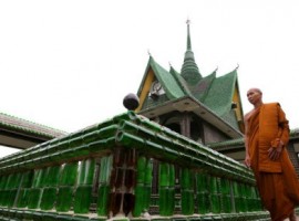 Thailand's temple built from glass bottles