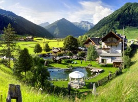 Green and Luxury hotel between the Hohe Tauern
