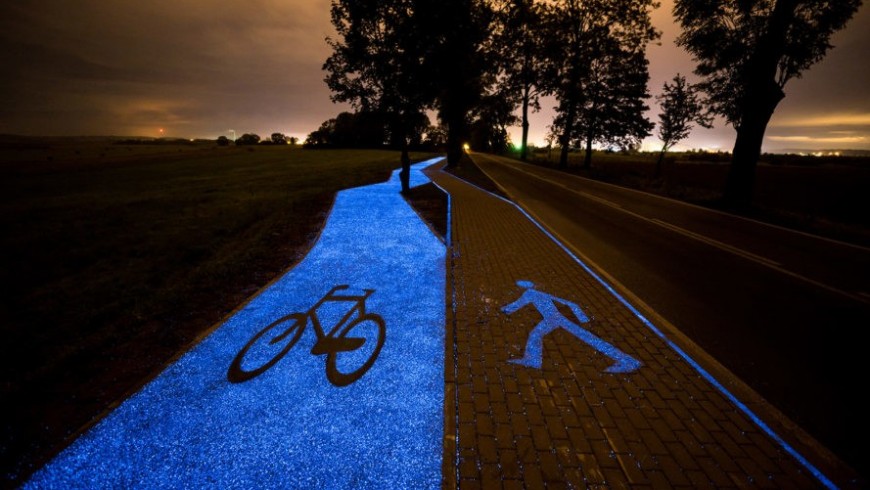 A bike path in Poland powered by the sun
