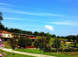 Casa delle Erbe farmhouse: wellness holiday in Italy