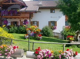 10 Alpine farmsteads where you can change your life
