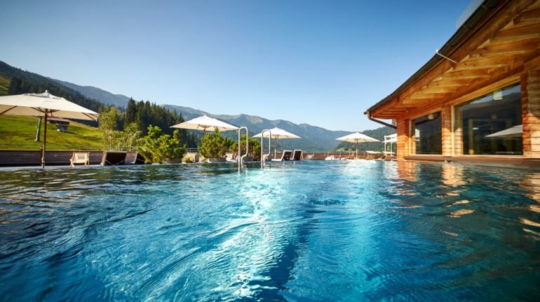 Luxury at high altitude: eco-hotels in the Alps