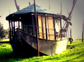 Boat on the shores of river Po, in Luzzara