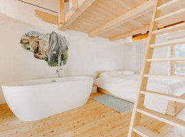 Jacuzzi in the Eco-chalet Odomi