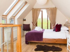 Double bedroom, Carswell Cottages, green tourist facilities