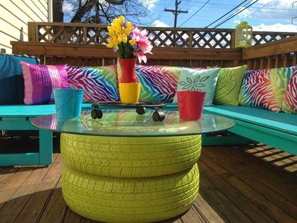 Garden coffee table, photo via Pinterest