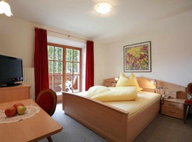 Steinerhof hotel, your eco-friendly maso in Val Passiria, South Tyrol