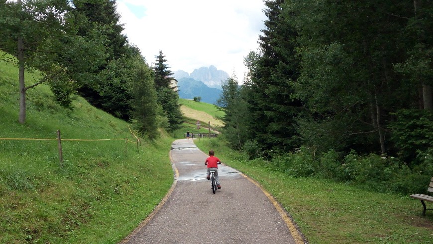 Cycle-path from Moena to Sorano