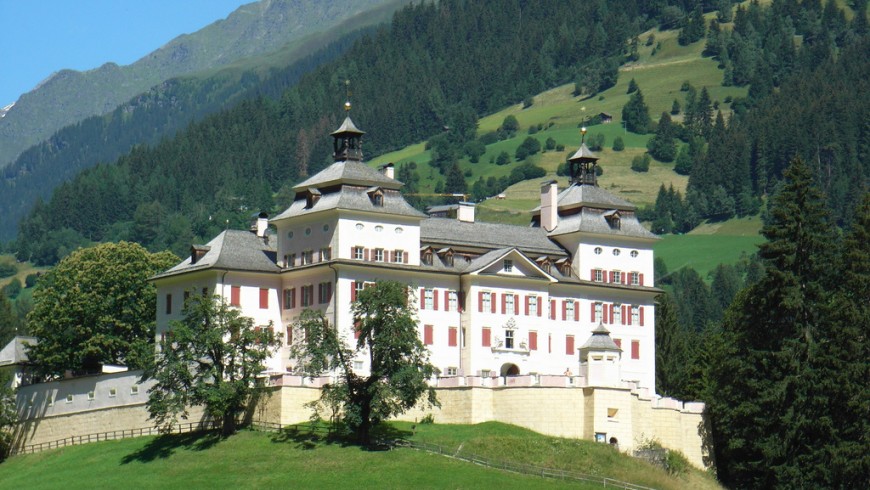 Wolfsthurn Castle, Ratchings