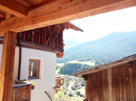 Val di Funes, Hut's view