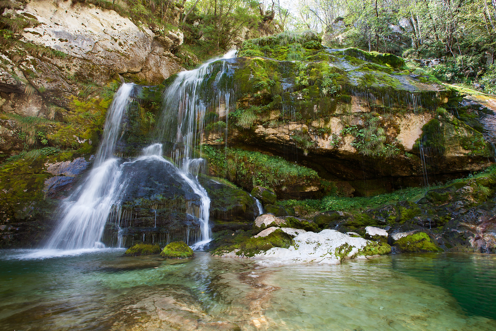 Waterfalls in Slovenia - waterfall Virje