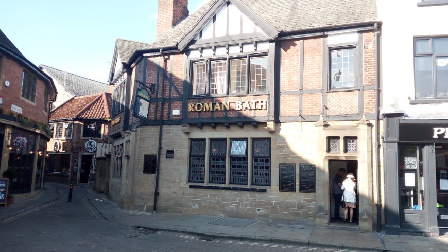 Roman Bath, ancient pub of York