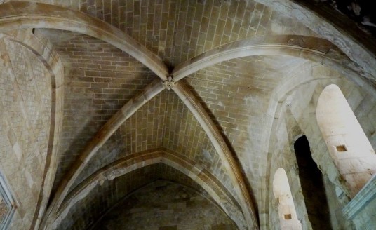 inside of Castel del Monte