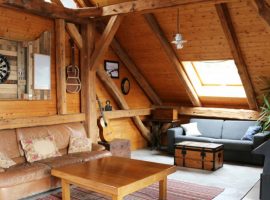 Off-grid experience in French Alps