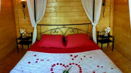 Glamping Istria Croatia - Robinson glamping Freedom
