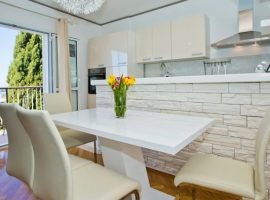 kitchen Villa Milton