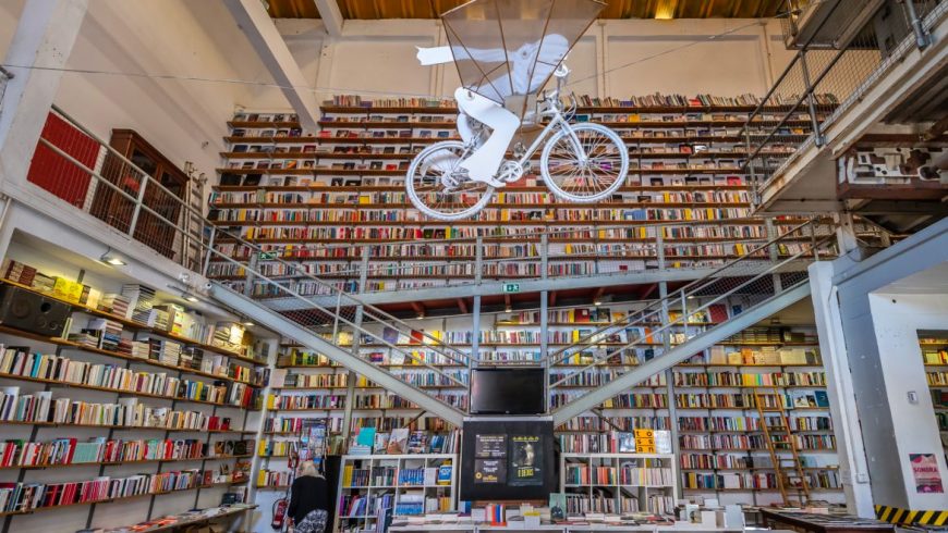 Library in Lisbon. Photo by lxfactory.com