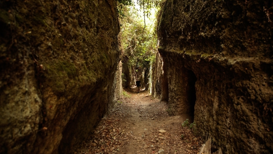 vie cave for your green holiday in tuscany