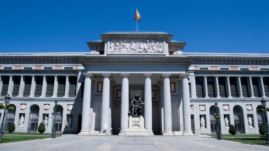 the front facade of the Prado Museum in Madrid