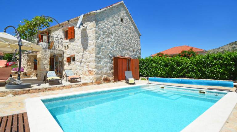 An eco-friendly villa in Dalmatia for your luxury and sustainable holiday