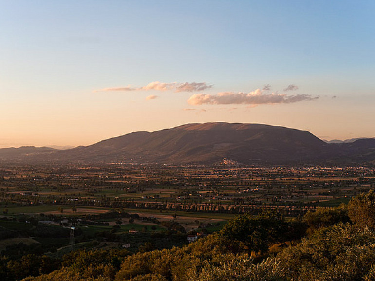 A Landscape of Umbria Valley, photo by Luca Moglia via Flickr