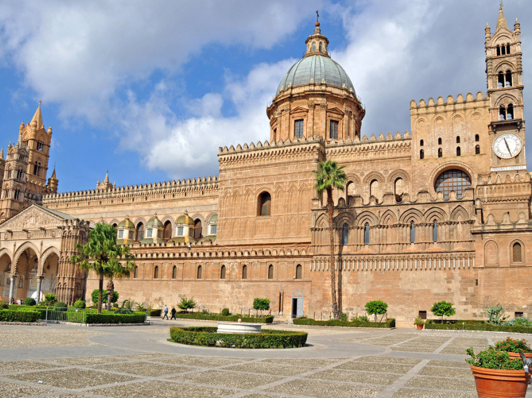 Palermo Cathedral is a Metropolitan Cathedral of the Assumption of Virgin Marie. It is characterized by the presence of different styles.