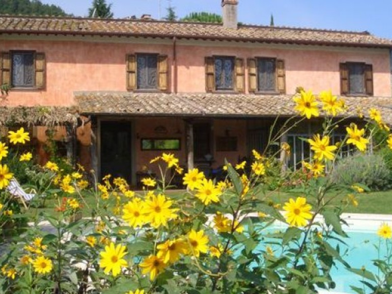 Eco-friendly accommodation near Orte, Umbria, Italy