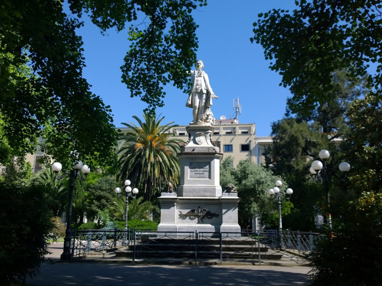 Piazza Vanvitelli