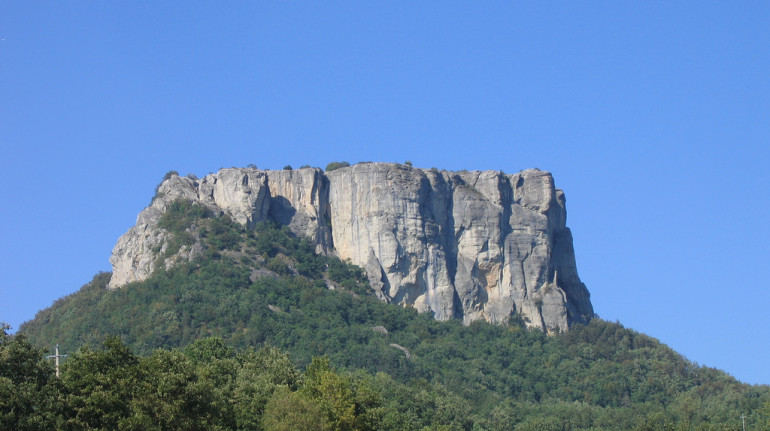 Pietra di Bismantova, Castelnovo ne' monti, an amazing geological formation in the Reggiano Appennines
